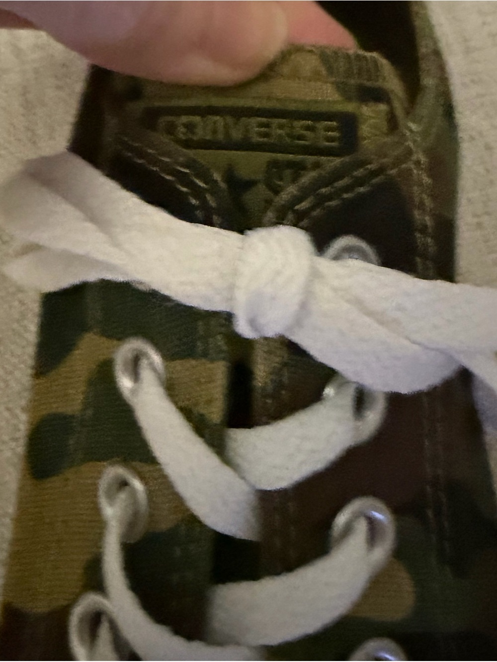 Women’s Converse camouflage lace up tennis shoes - Picture 3 of 8